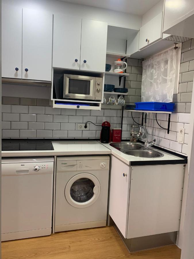 Sweet Home Benalmadena, Estudio Con Vistas Al Mar Y Excelente Conexion Wifi, Para No Fumadores, Con Piscinas, Sea Views, With Swimming Pools, Completely Renovated, Ideal For Older People, Bright With Morning Sun, No Smoking Luaran gambar