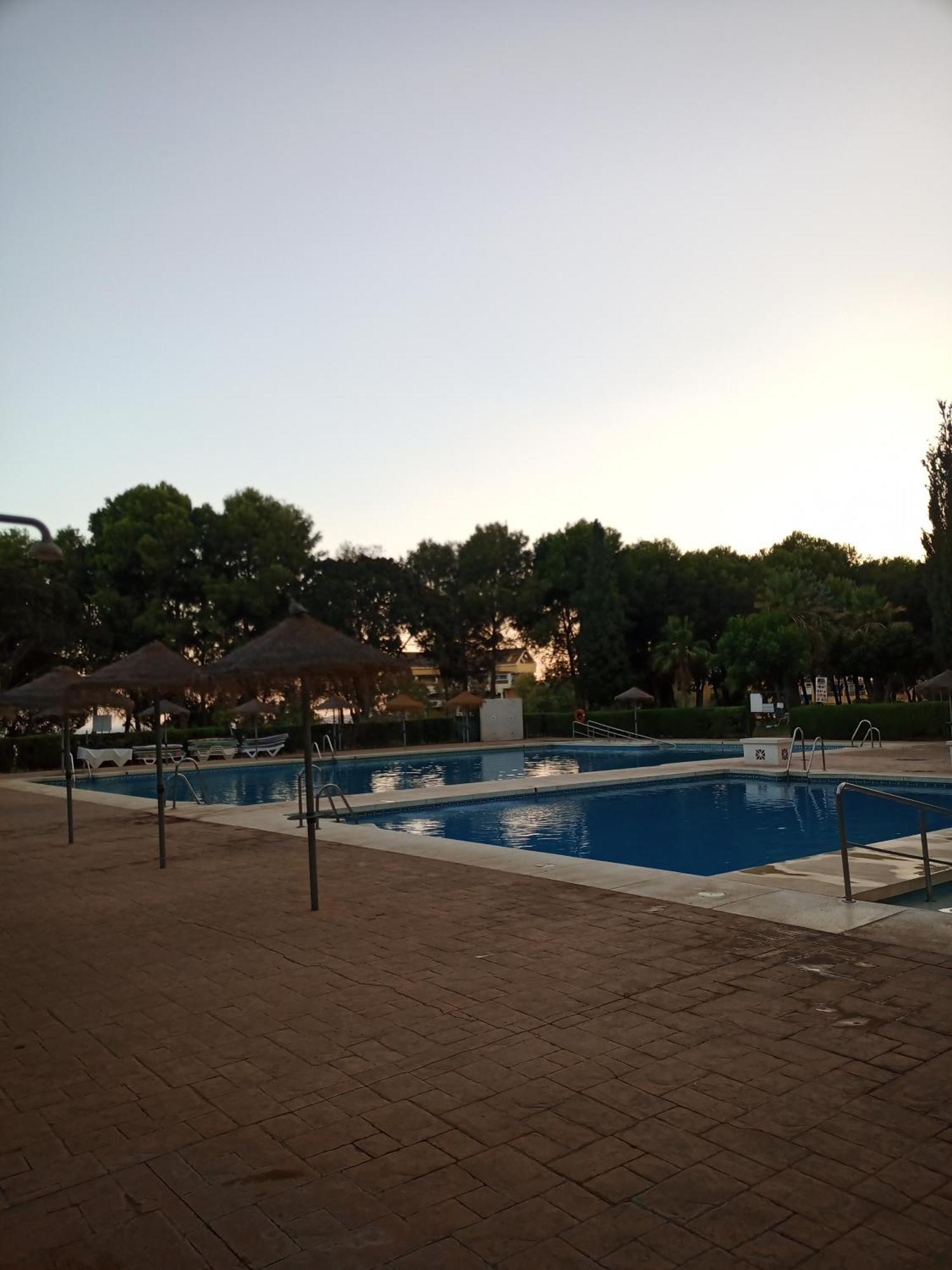 Sweet Home Benalmadena, Estudio Con Vistas Al Mar Y Excelente Conexion Wifi, Para No Fumadores, Con Piscinas, Sea Views, With Swimming Pools, Completely Renovated, Ideal For Older People, Bright With Morning Sun, No Smoking Luaran gambar