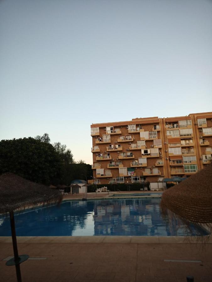 Sweet Home Benalmadena, Estudio Con Vistas Al Mar Y Excelente Conexion Wifi, Para No Fumadores, Con Piscinas, Sea Views, With Swimming Pools, Completely Renovated, Ideal For Older People, Bright With Morning Sun, No Smoking Luaran gambar